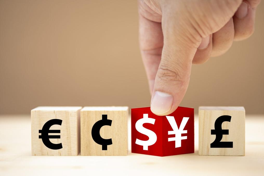What Are The Best Ways To Avoid Currency Exchange Fees?